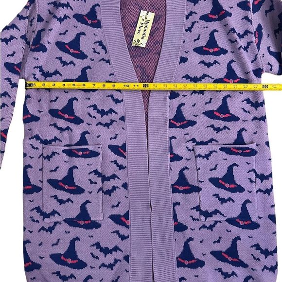 Halloween Plus-Size Cardigan by Magnolia Place, Purple and Navy Witches Hat NEW - Picture 5 of 9